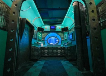 Improbable Escapes – The Undersea Overthrow [Hivemind Review]