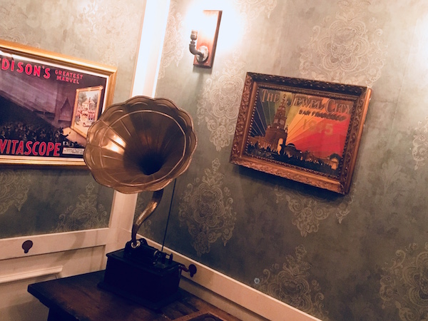 In-game: an old phonograph on Edison's desk.
